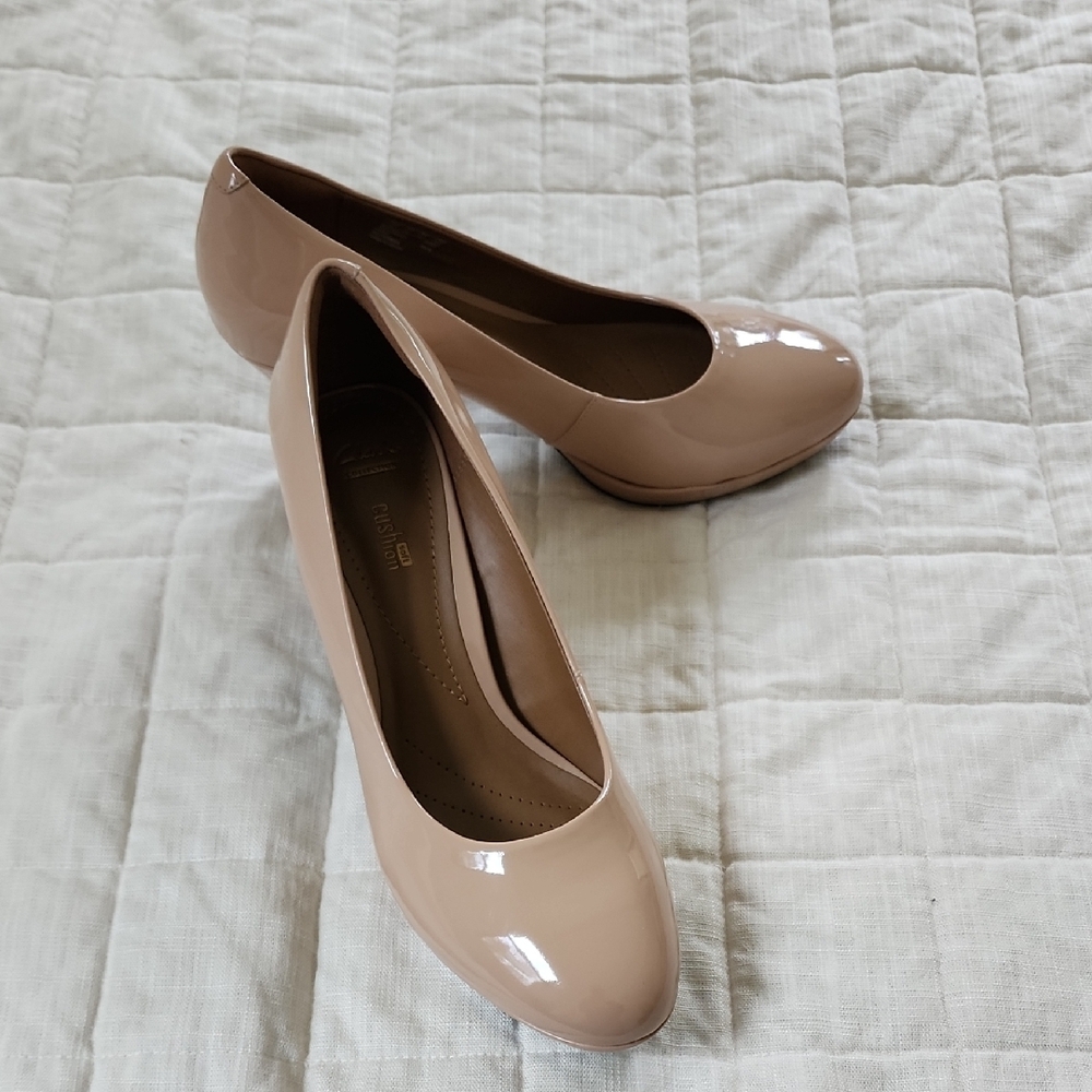 Elegant Nude Patent Leather Pumps